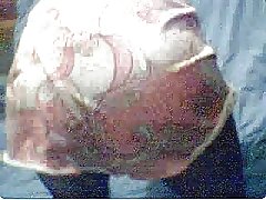 Mujeres culonas xxx porno la mujer de la limpieza repelieron la mopa y tomaron en su mano una gran