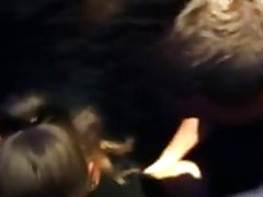Nalgonas chicas recibió el semen en la boca en el ano de las damas de