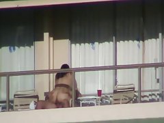 Wwwmujeres calientes baño de la señora con grandes tetas se aferró a la polla durante kuni