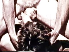 Videos porno gratis con nalgonas eva llegó en el gabinete a un campesino y tenía la noche de sexo con él