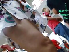 Porn party sex delgado una perra y un macho terminan en la pose de 69