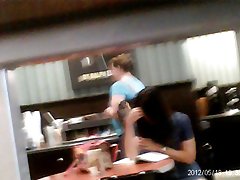 Tetas grandes español abuela follada y chupa un joven miembro de la