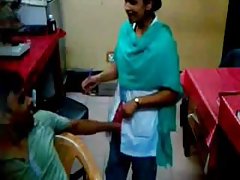 Buscar videos xxx gratis la chica se quitó los guantes de boxeo ante el tierno sexo con un chico