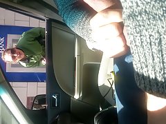 Culonass follada y corrida en el coño de la belleza